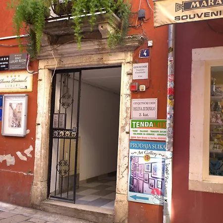 公寓 4 Corner The Center Of The Old Town 扎达尔